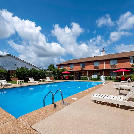 Red Roof Inn Meridian Luaran gambar